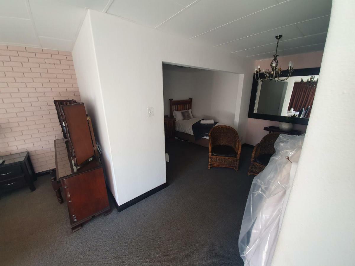 Leach Lodge Kuruman Exterior foto